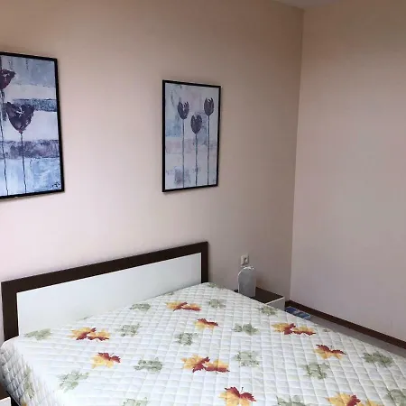 Ganz Real Estate 3 Appartement